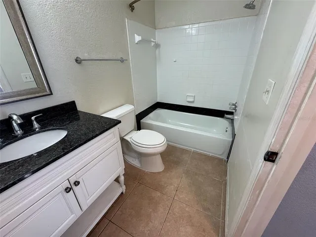$1,200 | 2550 North Alafaya Trail, Unit 6207, Orlando, FL 32826