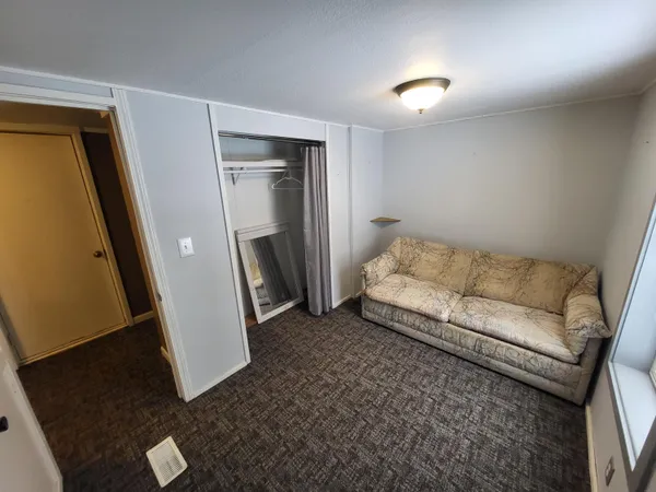 $47,500 | 853 Glen Avenue, Elberta, MI 49635