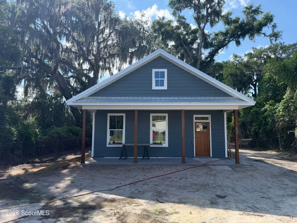 $325,000 | 807 Elbert Street, Darien, GA 31305