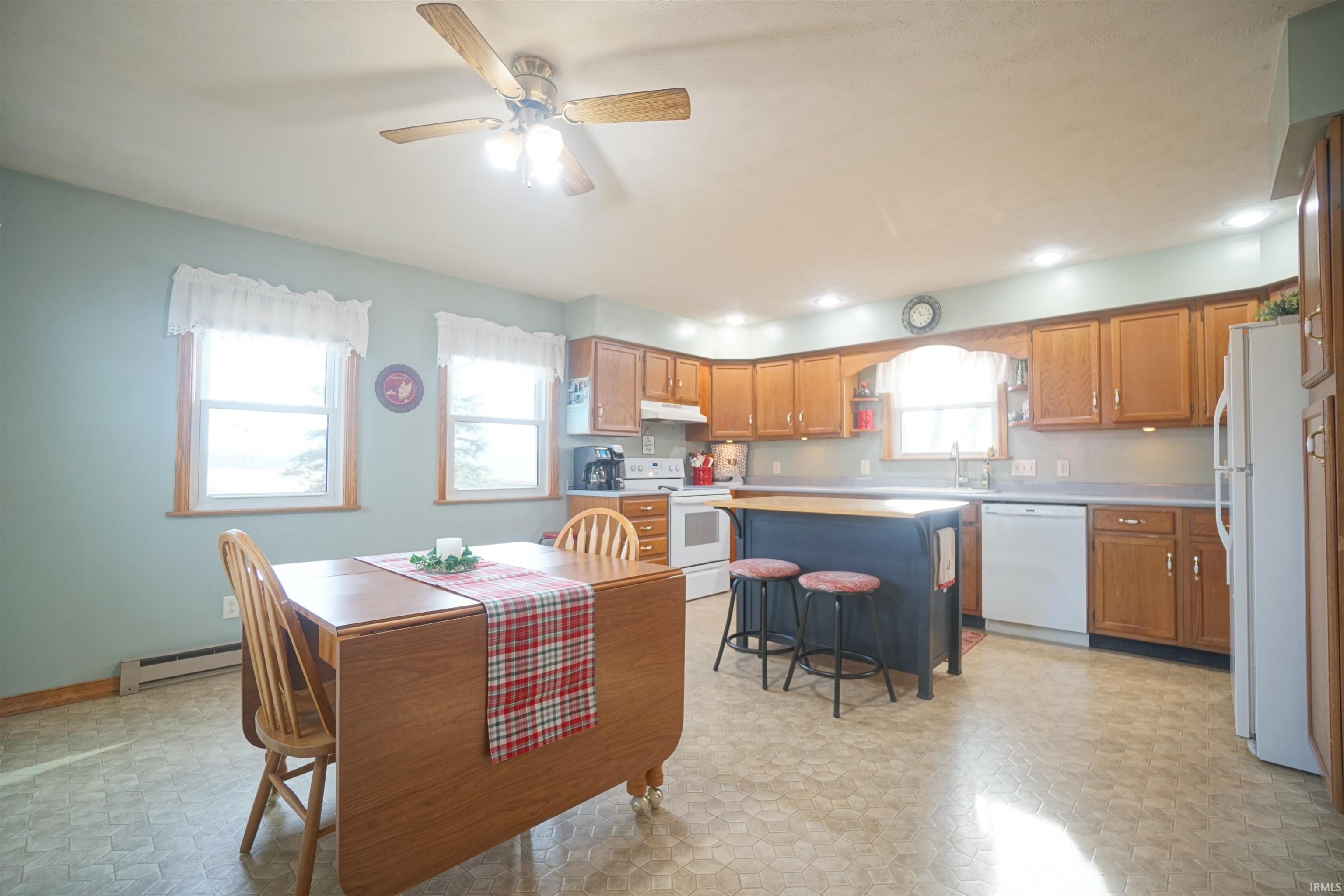 13309 Shively Road North Manchester, IN 46962 - Photo 5 of 31