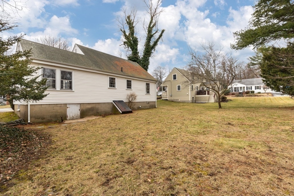 59 Springvale Road Reading, MA 01867 - Photo 23 of 26 Gallery Image 23