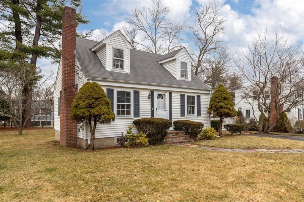 59 Springvale Road Reading, MA 01867 - Photo 3 of 26 Gallery Image 3
