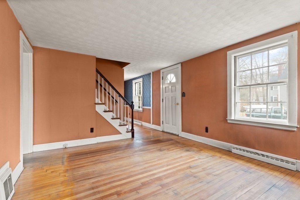 59 Springvale Road Reading, MA 01867 - Photo 7 of 26 Gallery Image 7