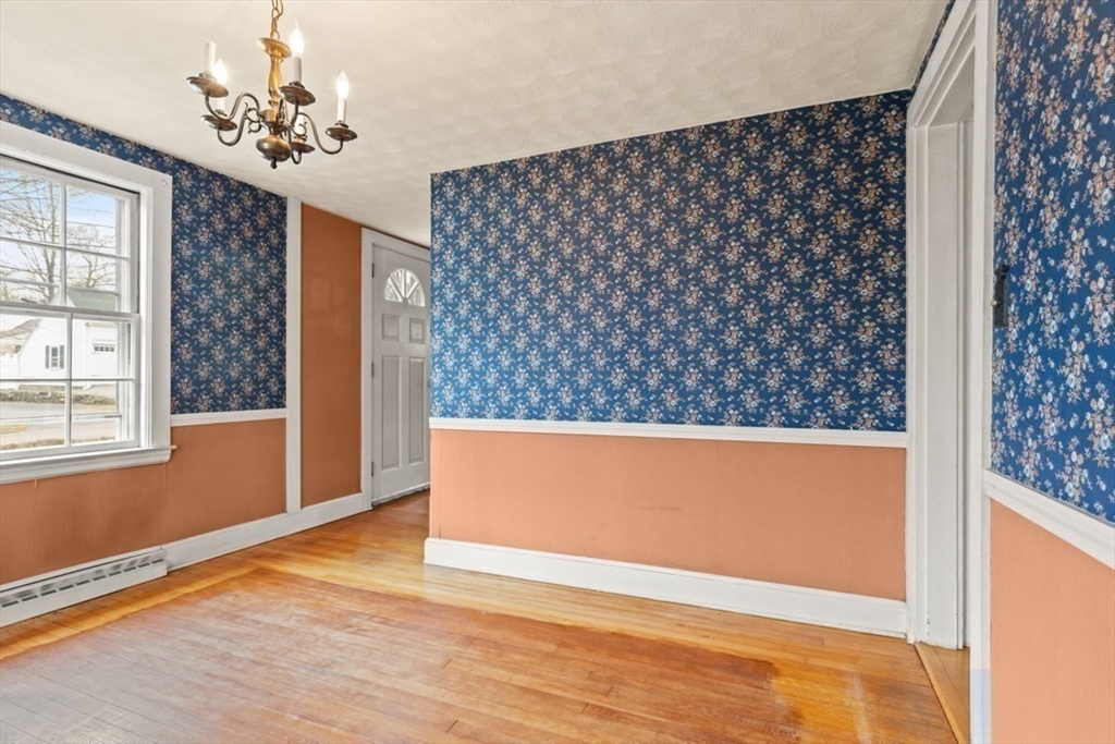 59 Springvale Road Reading, MA 01867 - Photo 10 of 26 Gallery Image 10