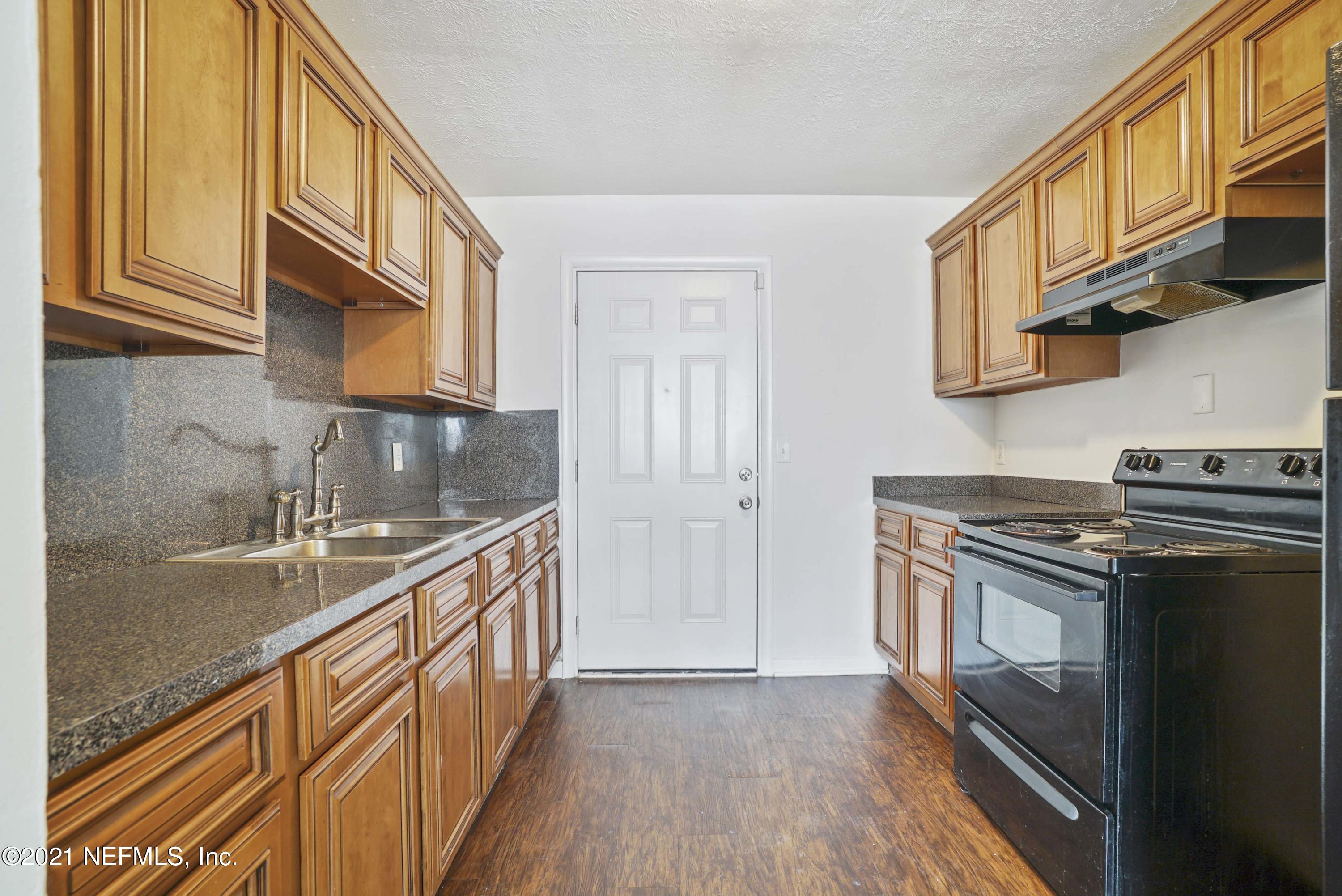 8544 Brazil Road Jacksonville, FL 32208 - Photo 1 of 23 MAIN PIC