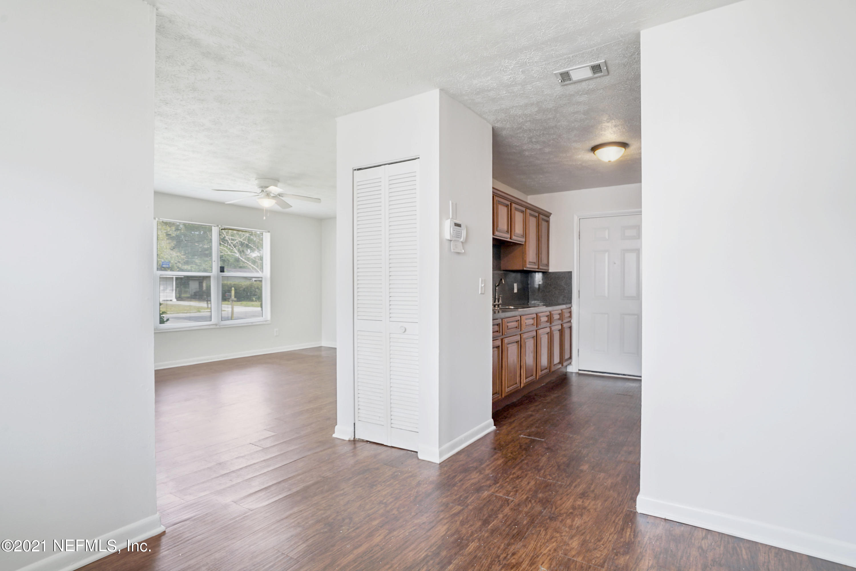 8544 Brazil Road Jacksonville, FL 32208 - Photo 6 of 23 DSC03412 copy