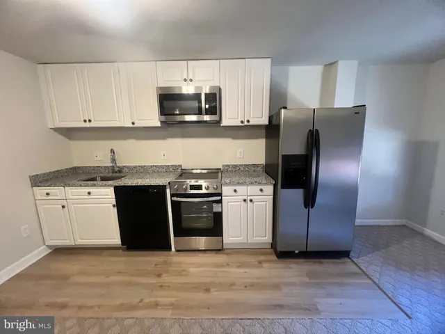 $1,400 | 6062 Joust Lane, Alexandria, VA 22315