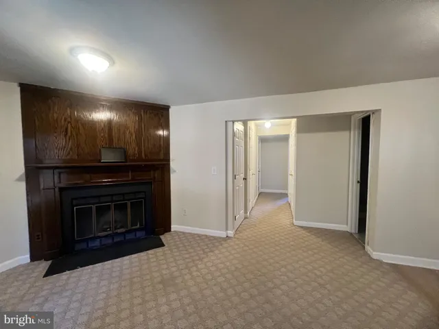 $1,400 | 6062 Joust Lane, Alexandria, VA 22315