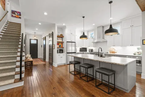 $1,775,000 | 128 37th Avenue North, Nashville, TN 37209