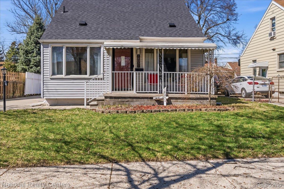 18051 Reed Street Melvindale, MI 48122 - Photo 30 of 35 28-DSC_5710-HDR.jpg