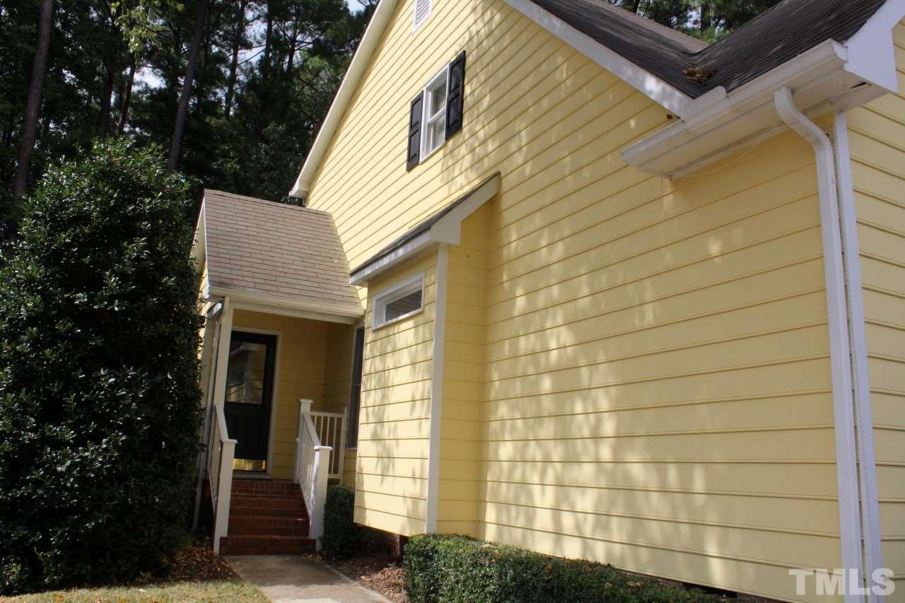 1016 Sheetbend Lane Raleigh, NC 27606 - Photo 11 of 25 Gallery Image 11