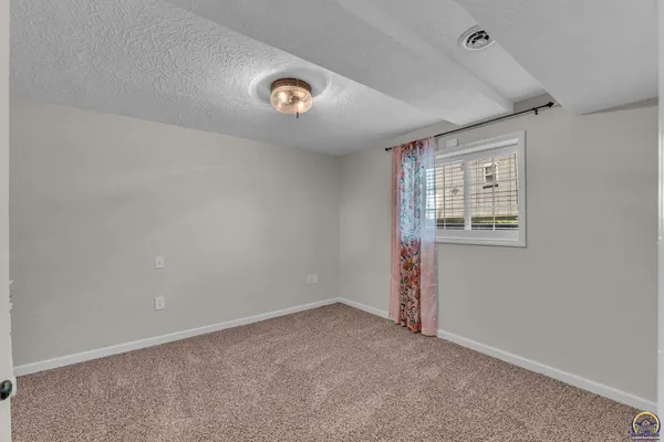 $305,000 | 3639 Southwest Glendale Drive, Topeka, KS 66614