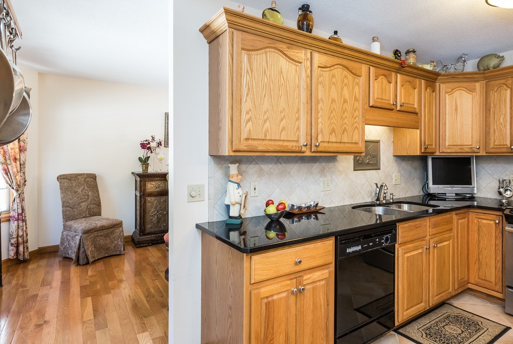 16 Woodland Ridge Southwick, MA 01077 - Photo 6 of 30 Gallery Image 6