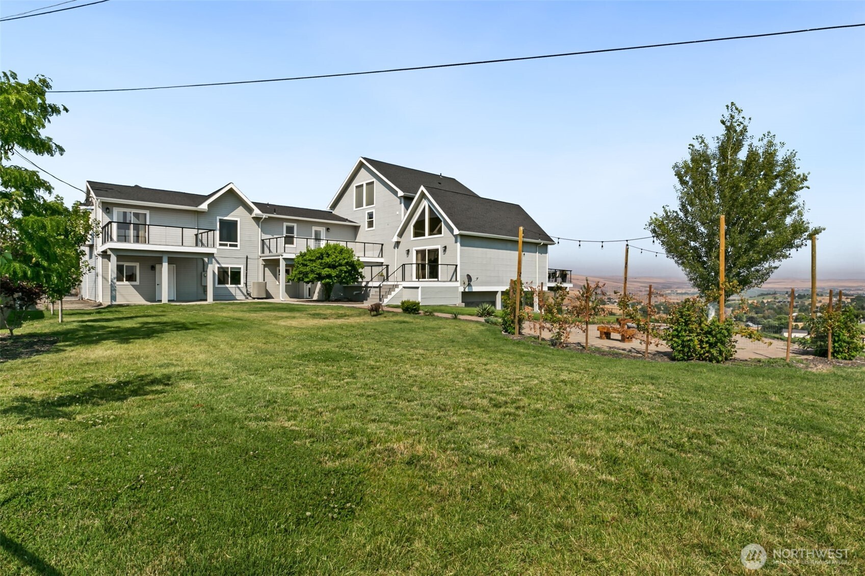 921 Tibbling Road Selah, WA 98942 - Photo 34 of 36