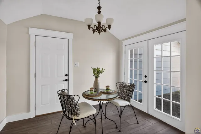 $184,900 | 16325 R Road, Mayetta, KS 66509