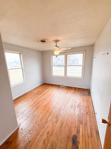 $114,900 | 195 South Douglas Avenue, Bradley, IL 60915