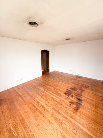 $114,900 | 195 South Douglas Avenue, Bradley, IL 60915