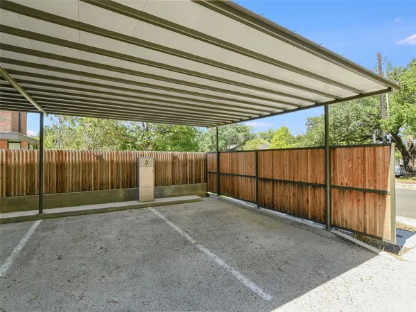 $1,395,000 | 1603 Woodlawn Boulevard, Unit D, Austin, TX 78703
