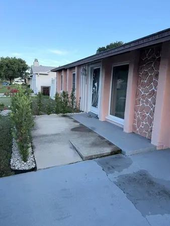 $1,800 | Undisclosed Address, Kissimmee, FL 34744