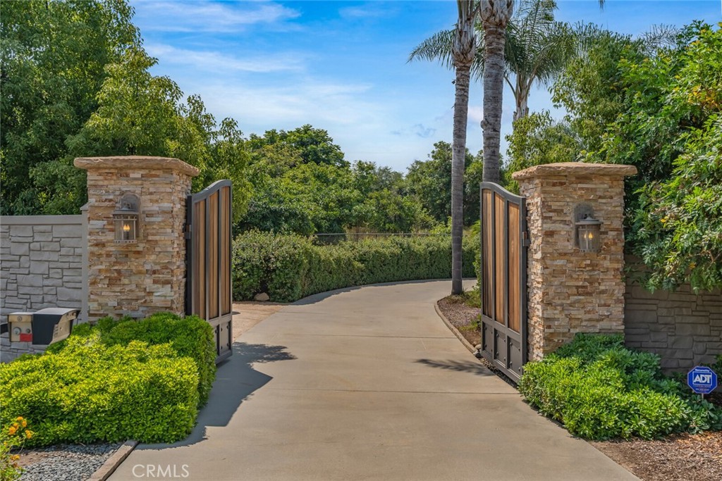 2363 East Mission Road Fallbrook, CA 92028 - Photo 1 of 1 Gallery Image 1