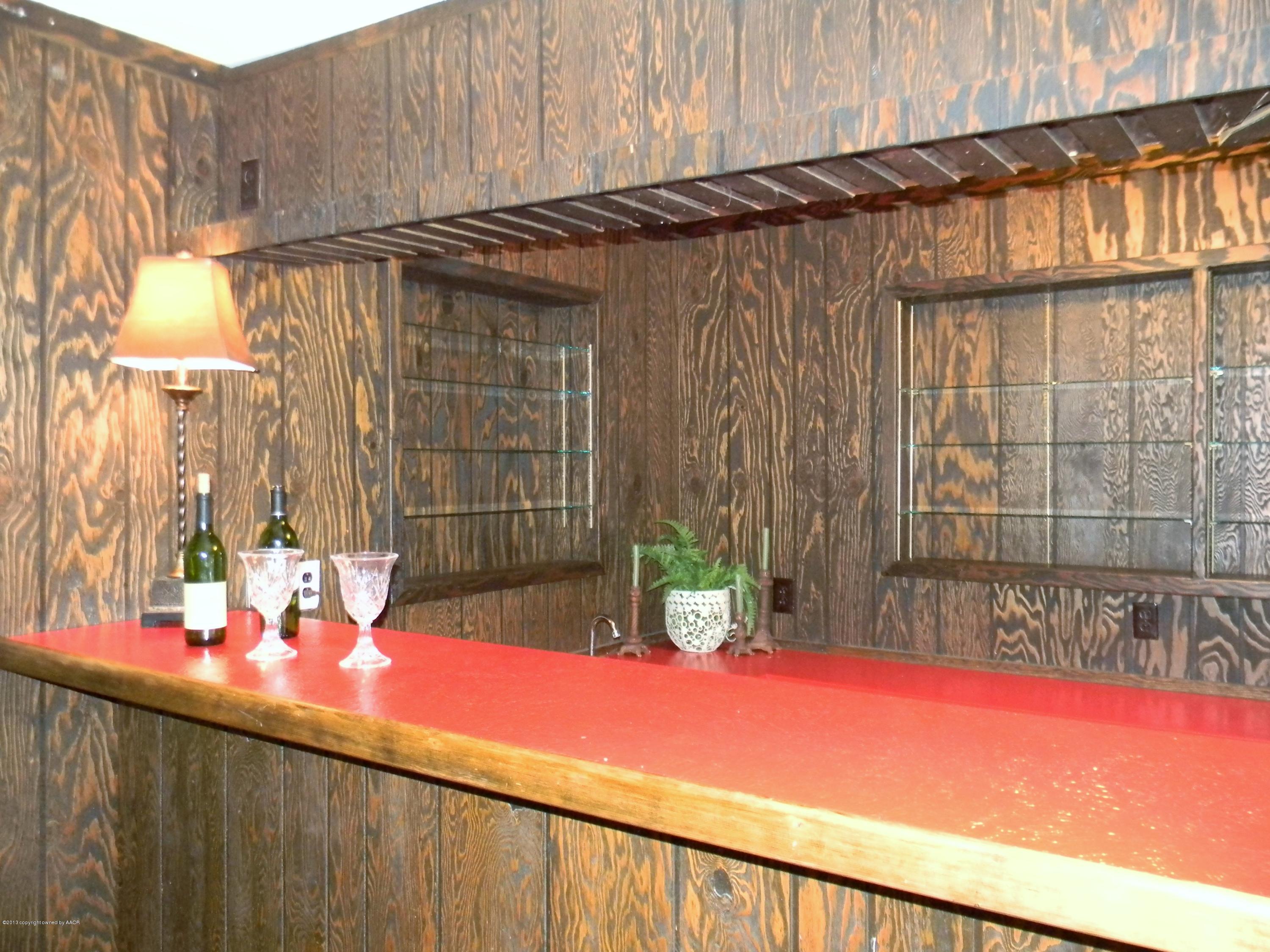 6700 Garwood Road Amarillo, TX 79109 - Photo 23 of 71 Basement Wet bar 2