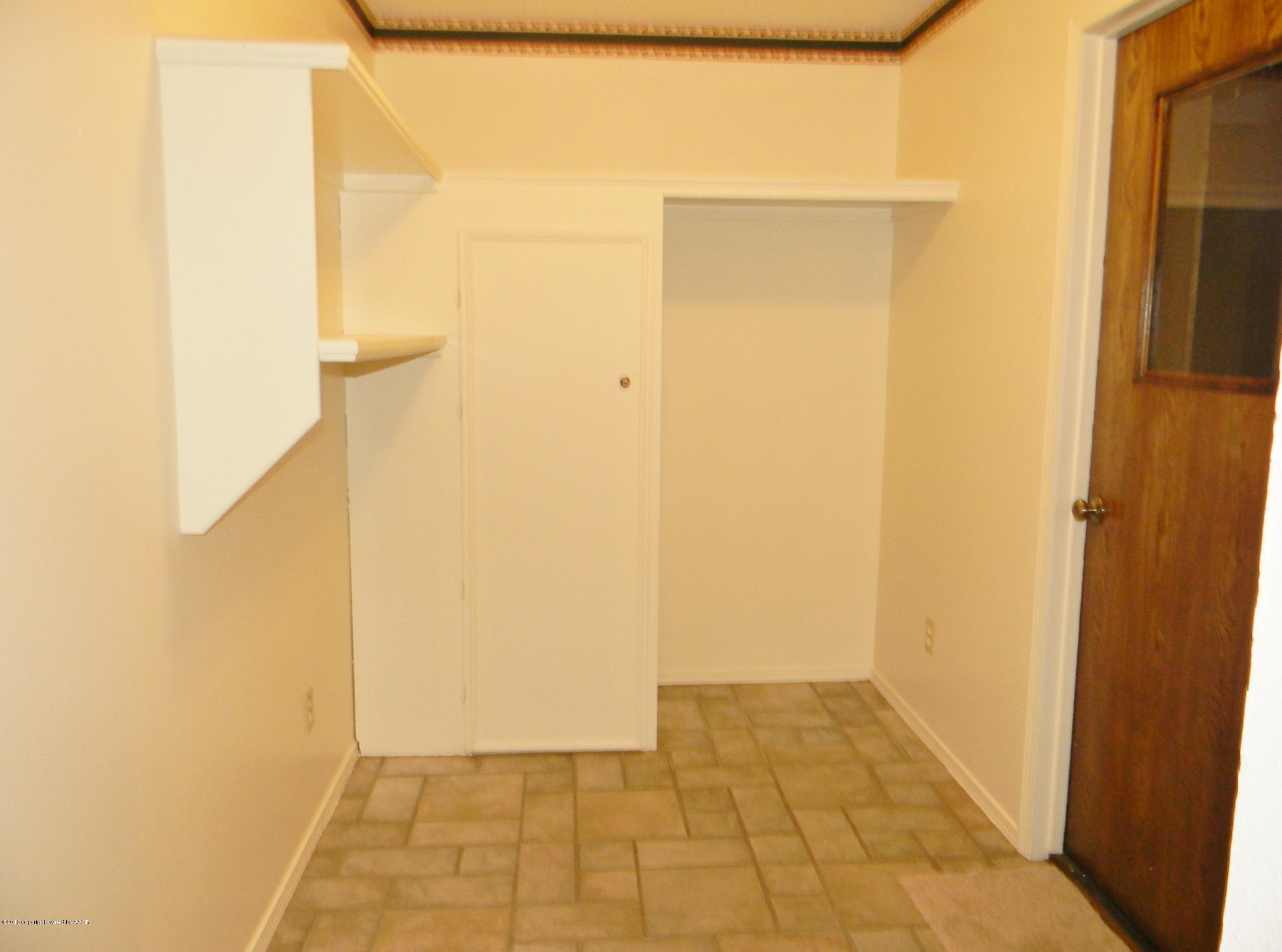 6700 Garwood Road Amarillo, TX 79109 - Photo 6 of 71 2nd Utility Room