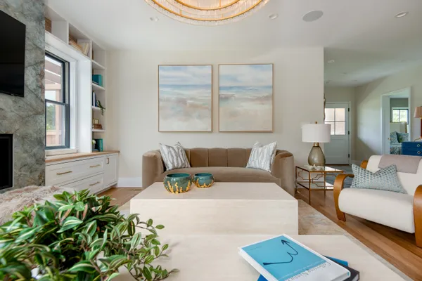 $12,750,000 | 14 Correia Lane, Nantucket, MA 02554