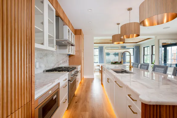 $12,750,000 | 14 Correia Lane, Nantucket, MA 02554