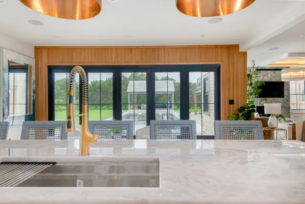 $12,750,000 | 14 Correia Lane, Nantucket, MA 02554