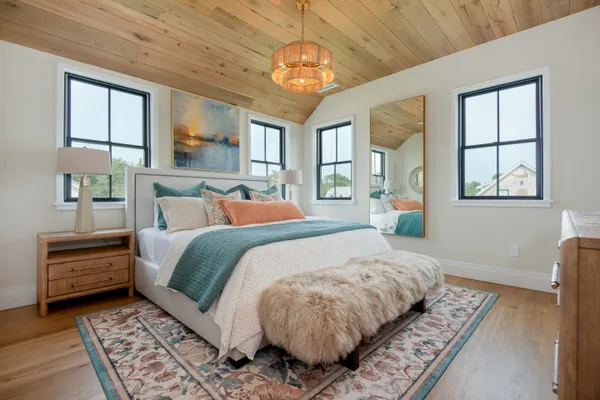 $12,750,000 | 14 Correia Lane, Nantucket, MA 02554