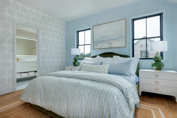 $12,750,000 | 14 Correia Lane, Nantucket, MA 02554