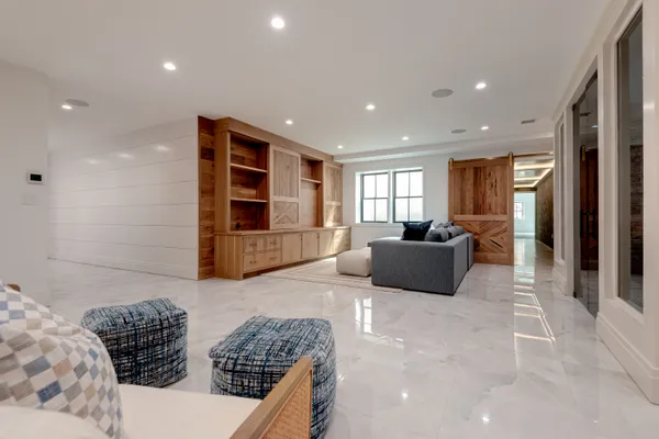 $12,750,000 | 14 Correia Lane, Nantucket, MA 02554