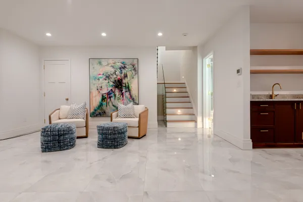 $12,750,000 | 14 Correia Lane, Nantucket, MA 02554