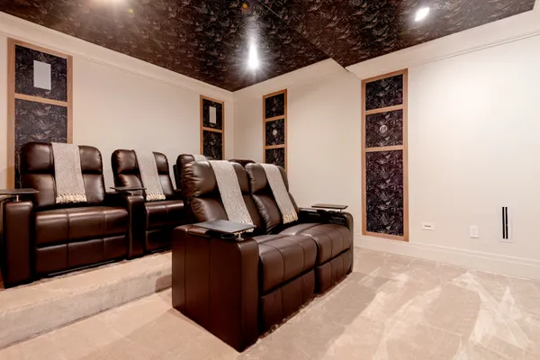 $12,750,000 | 14 Correia Lane, Nantucket, MA 02554