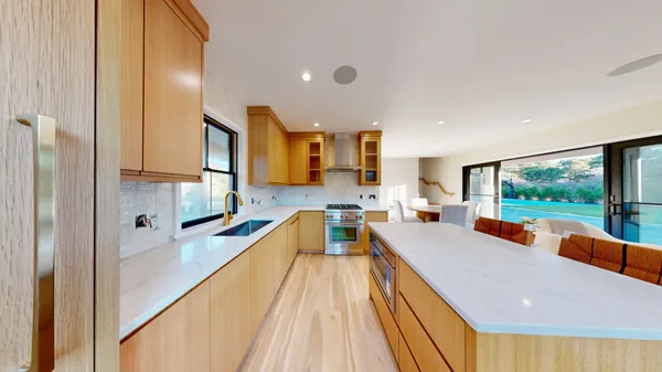 $12,750,000 | 14 Correia Lane, Nantucket, MA 02554
