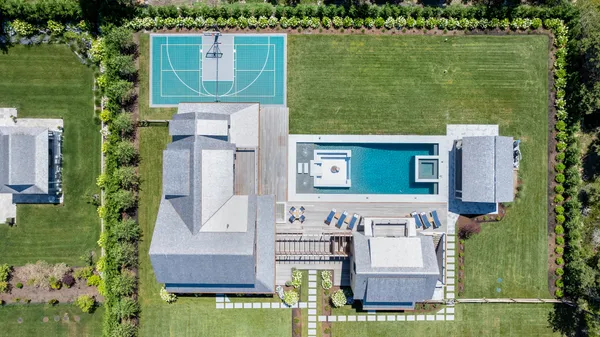 $12,750,000 | 14 Correia Lane, Nantucket, MA 02554