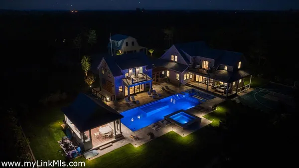 $12,750,000 | 14 Correia Lane, Nantucket, MA 02554