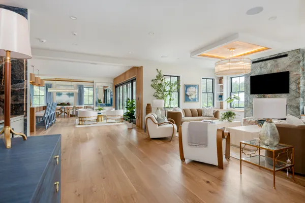 $12,750,000 | 14 Correia Lane, Nantucket, MA 02554