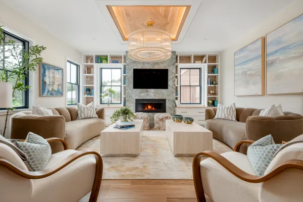 $12,750,000 | 14 Correia Lane, Nantucket, MA 02554