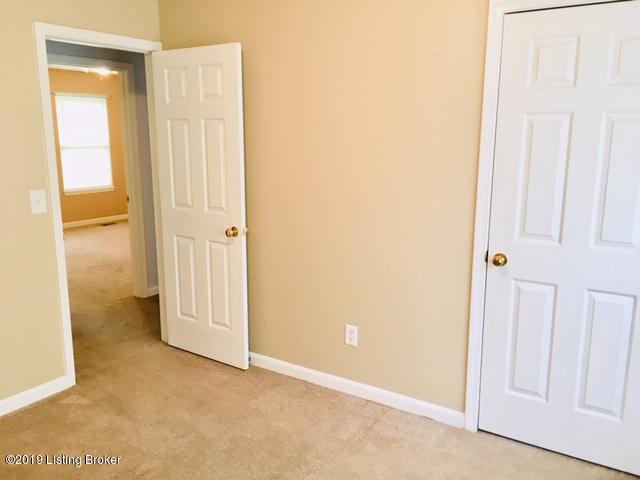 11101 Meadow Run Road Louisville, KY 40229 - Photo 17 of 45 15_Bedroom1
