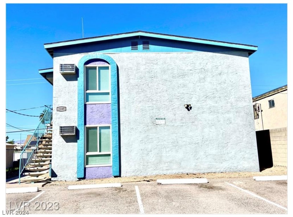 2105 North Webster St Unit 2