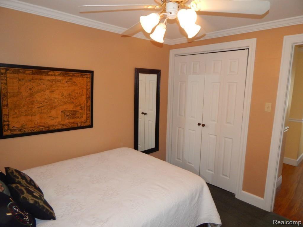 1505 Hampton Road Grosse Pointe, MI 48236 - Photo 25 of 35 25.BR