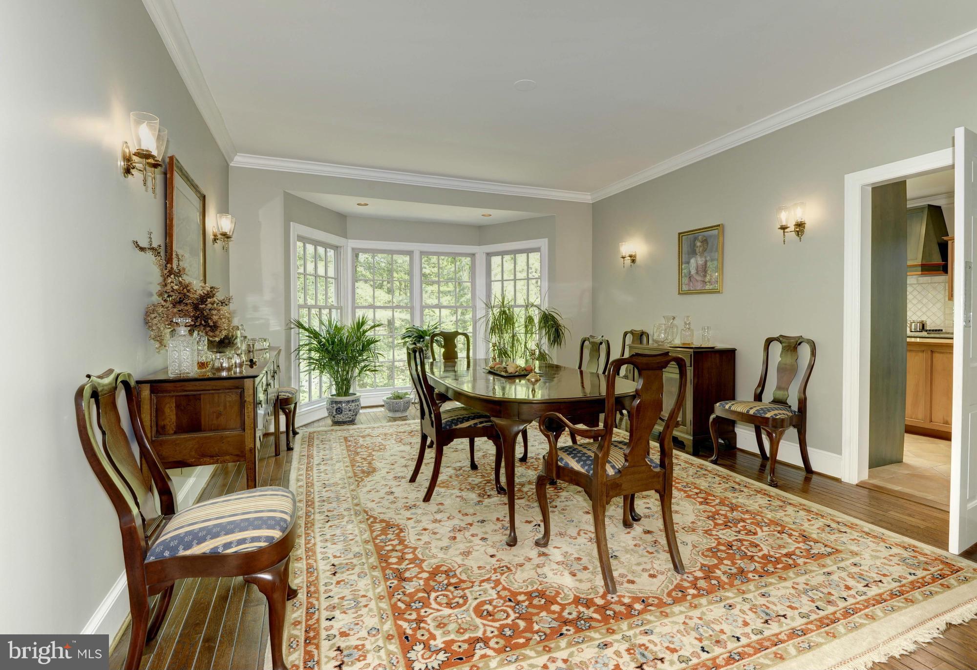 907 Turkey Run Road McLean, VA 22101 - Photo 6 of 30 Dining Room
