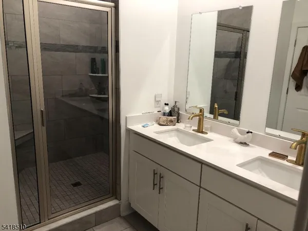 $4,350 | 11 Veterans Way, Morris Plains, NJ 07950