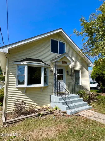 $359,000 | 125 Joslen Boulevard, Hudson, NY 12534