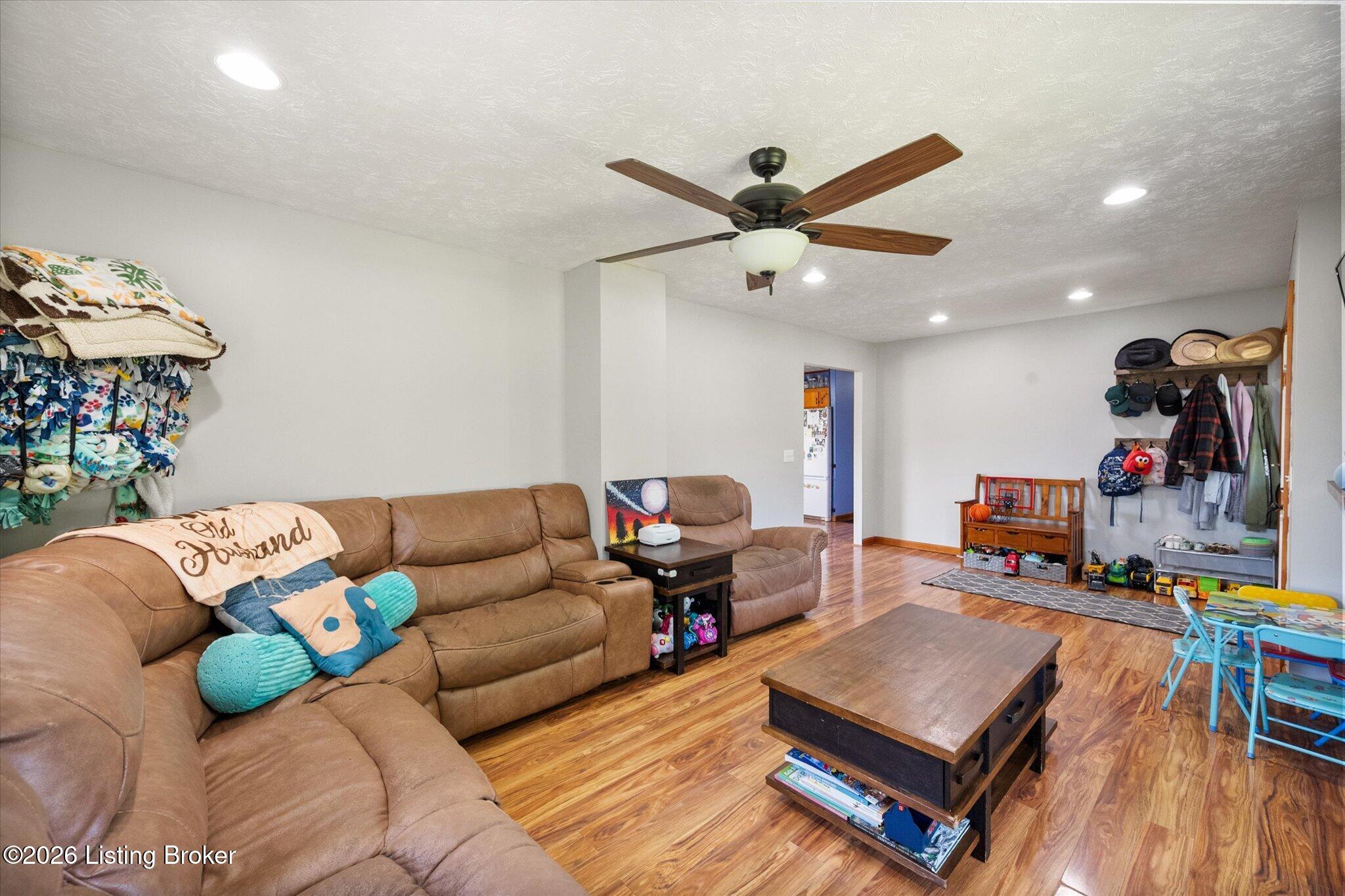 4061 Mink Run Road Frankfort, KY 40601 - Photo 4 of 27 Family Rm