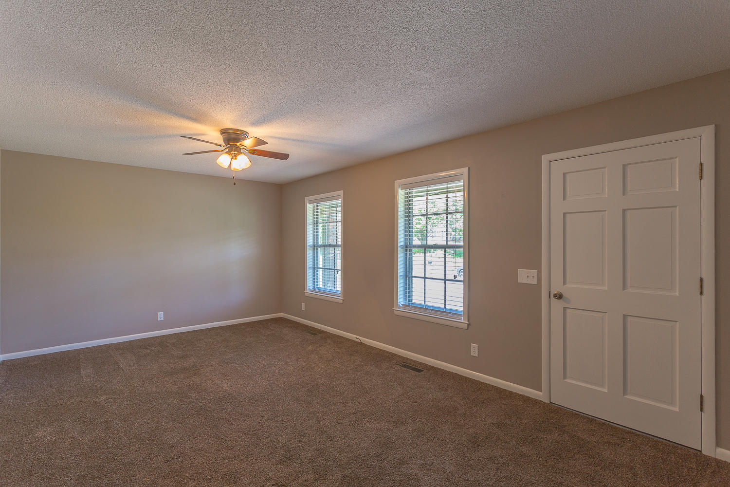 103 Forrest Park Road Dalton, GA 30721 - Photo 14 of 37 103 Forrest Park-22