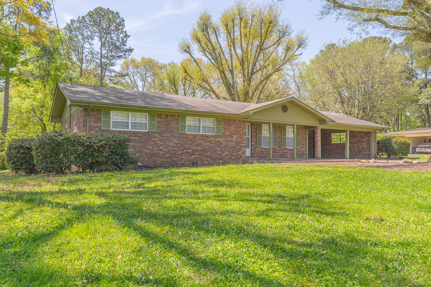 103 Forrest Park Road Dalton, GA 30721 - Photo 4 of 37 103 Forrest Park-6