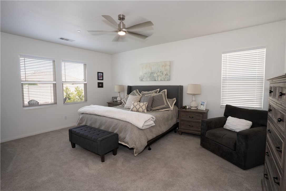 31763 Quilt Way Menifee, CA 92584 - Photo 16 of 32 Spacious Primary