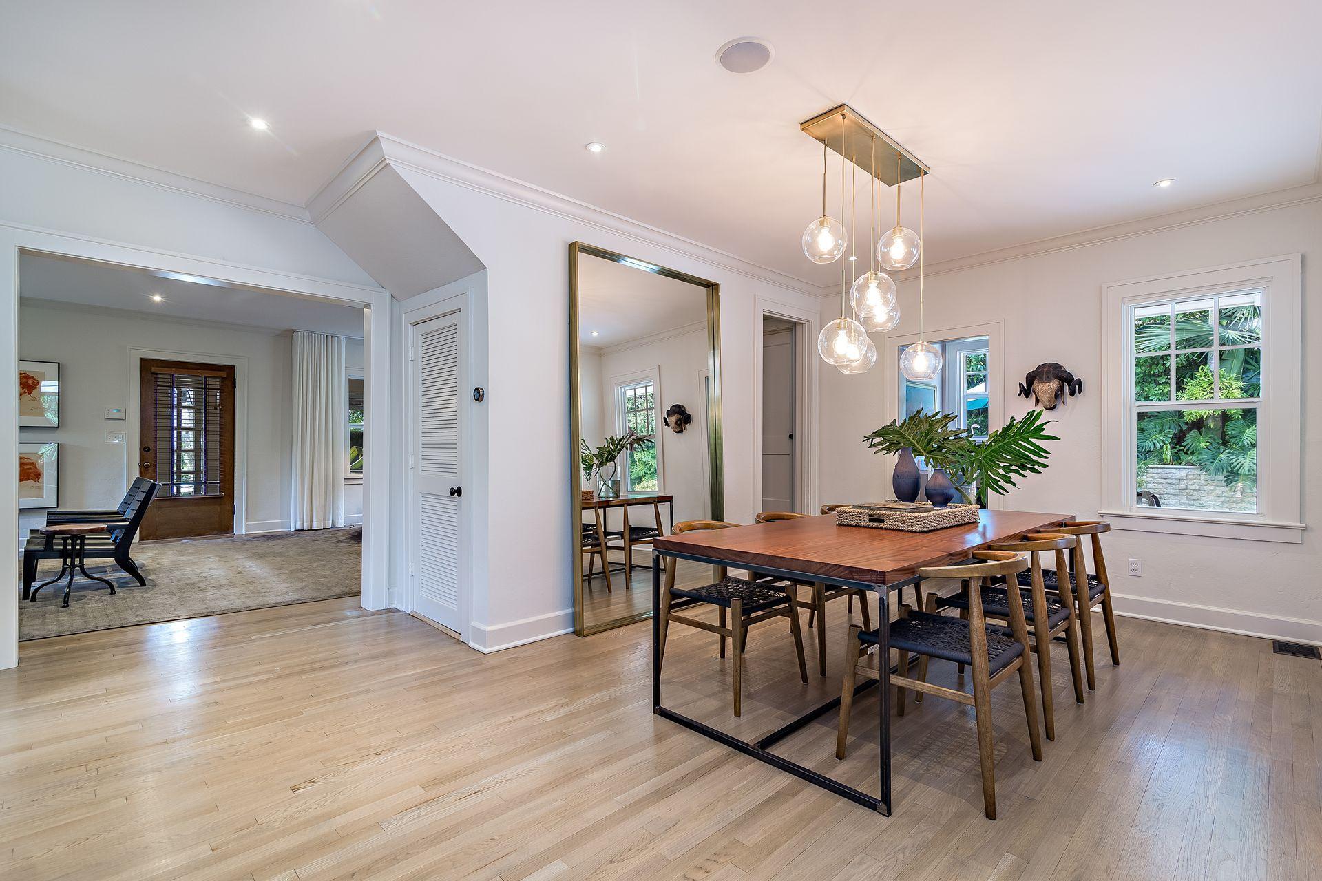 727 Sunset Road West Palm Beach, FL 33401 - Photo 19 of 75 Dining Room